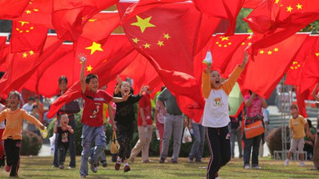 拯救电力塔的泰坦